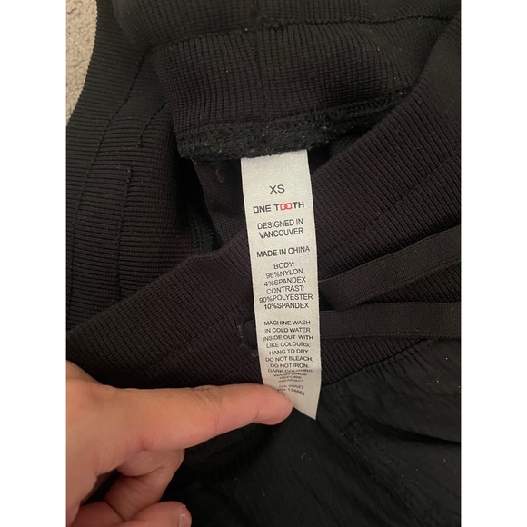 One Tooth Yoga Joggers/Pants - Picture 2 of 2